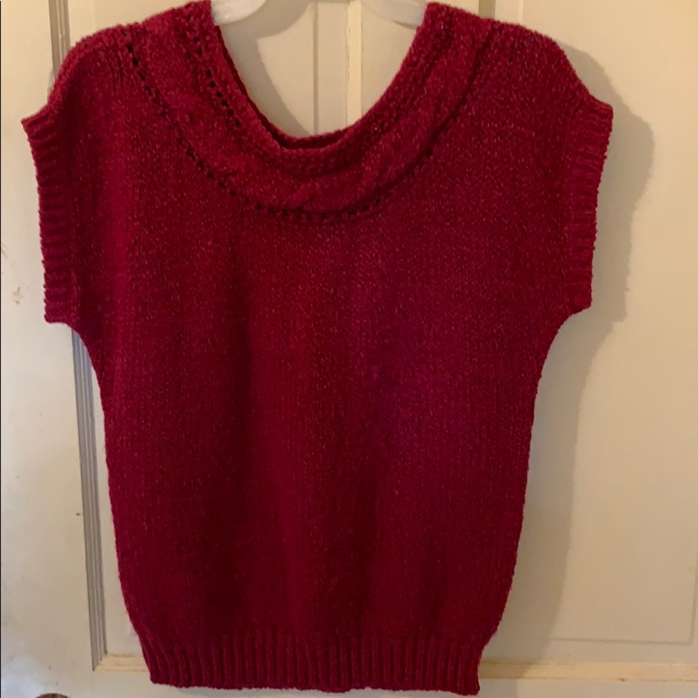 Pretty short sleeve sweater